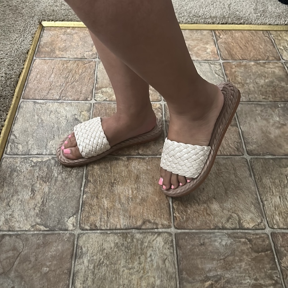 Slide sandals - Picture 5 of 9
